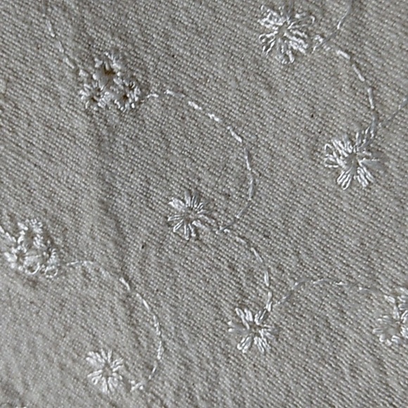 Round Tablecloth & 5 LG napkins - Picture 5 of 6